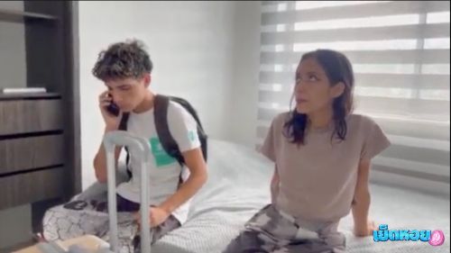 หนังxxx จะเกิดอะไรขึ้น พี่น้องต่างพ่อแม่ต้องมานอนด้วยกัน คลิป18+